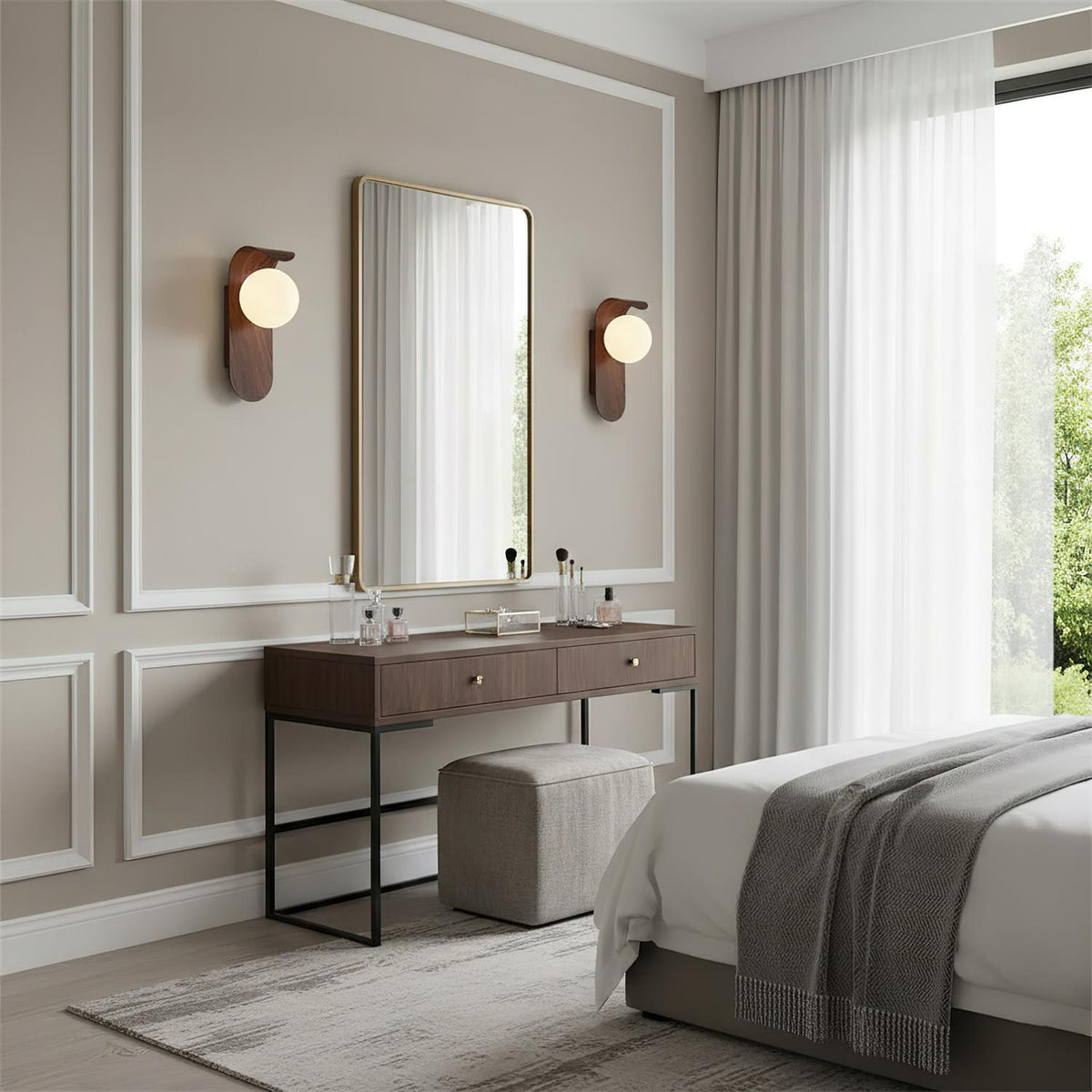 Carlyle Wall Lamp