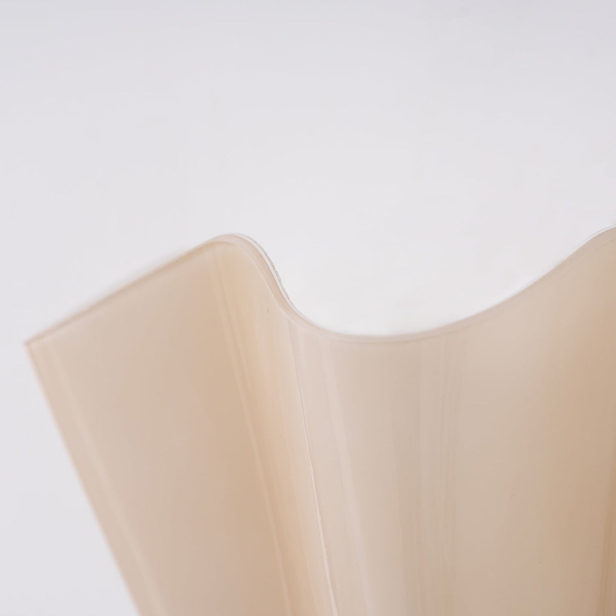 Vera Wall Lamp