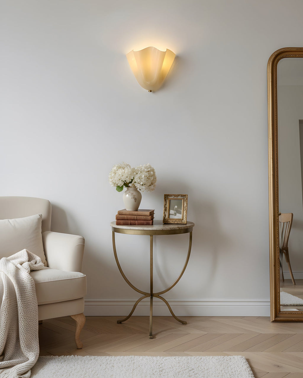 Vera Wall Lamp