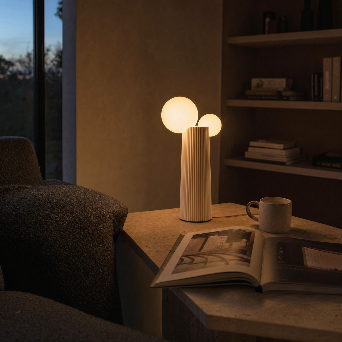 Bud Cordless Opal Table Lamp
