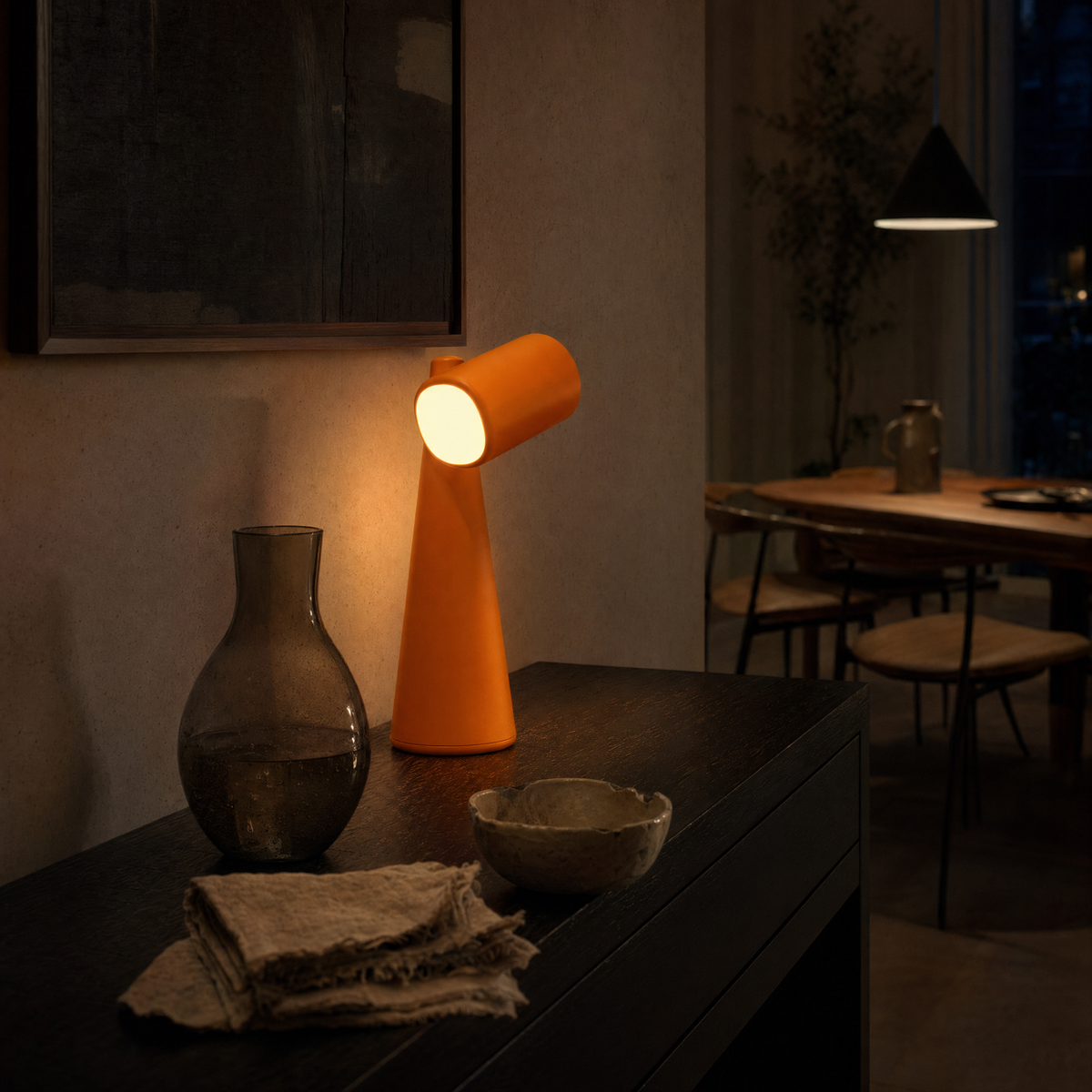 Pip Cordless Tiltable Table Lamp
