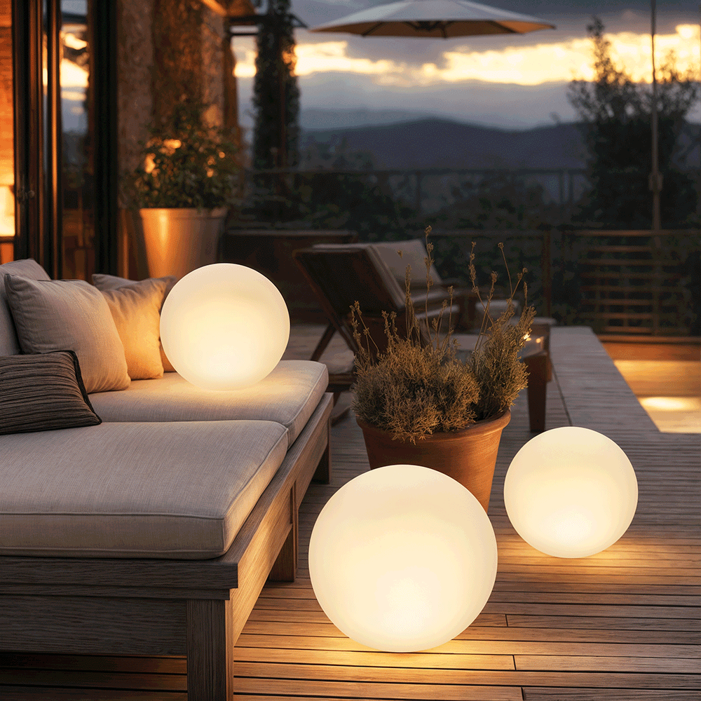 Spherical White Solar Garden Light