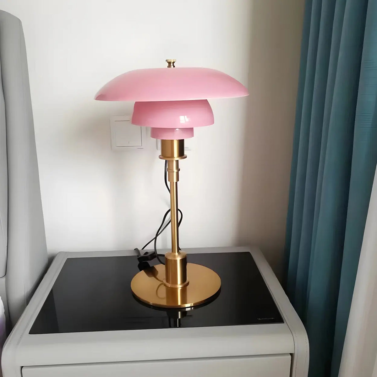 Layered Glass Umbrella Table Lamp